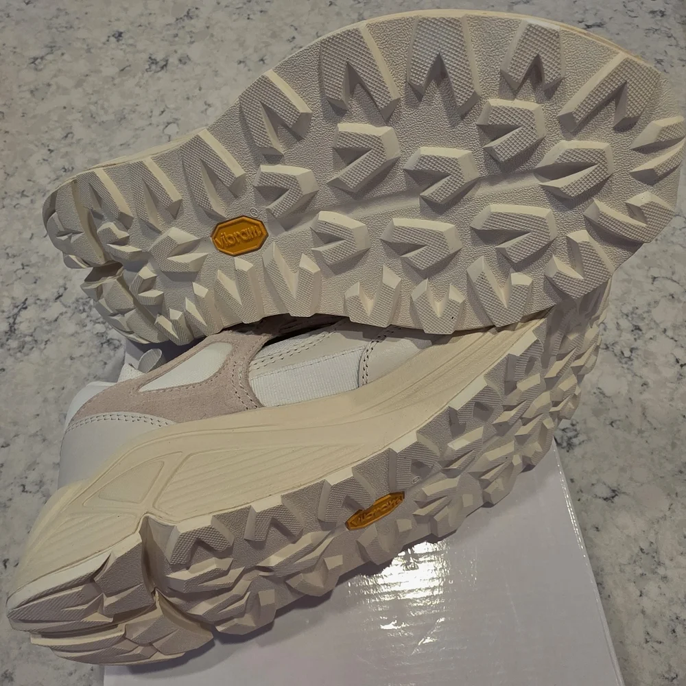 Brandblack Aura 130 sneaker OG White Vibram® RollinGait Sole Size 9.5 NIB - Picture 12 of 16